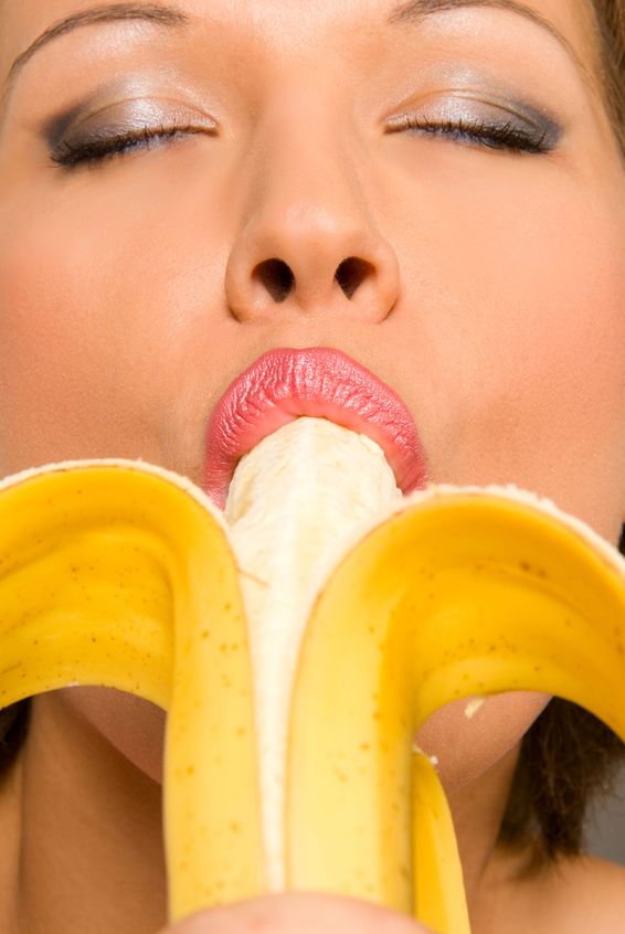 Sweet temptation: The mouthwatering allure of a perfectly juicy banana