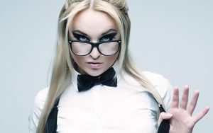 Stylish Vision: Captivating Blond Woman with Glasses